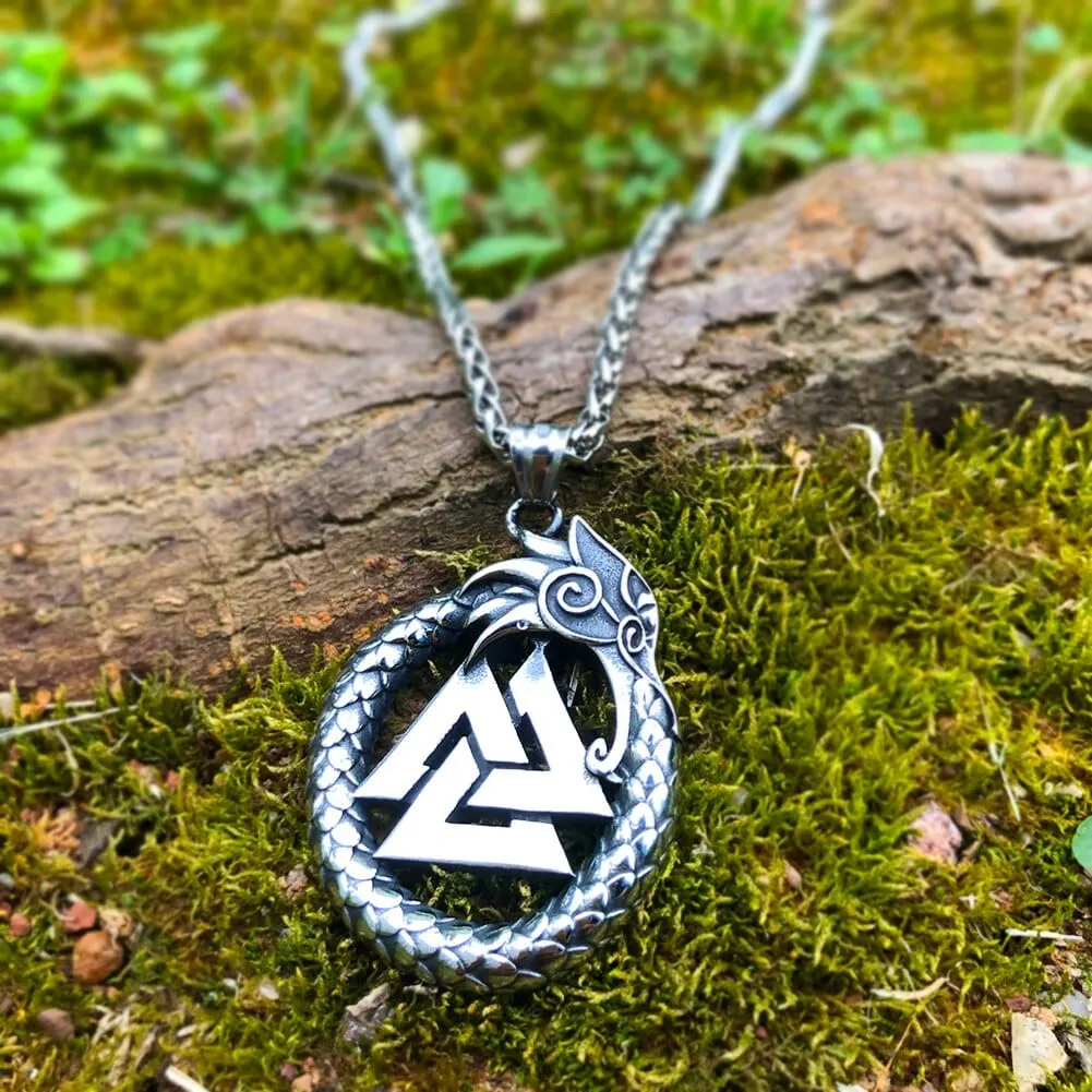 Collier du valeureux combattant - Valknut