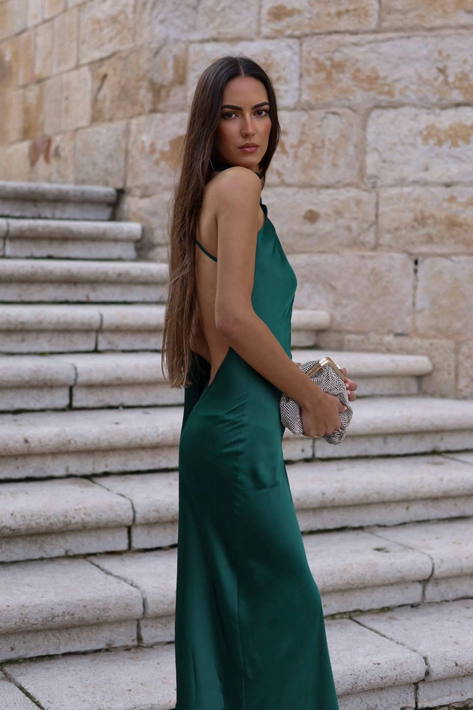 VESTIDO COMPRIDO VERDE GARRAFA COM CAPA